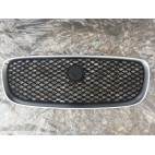 Решетка радиатора Jaguar XF 